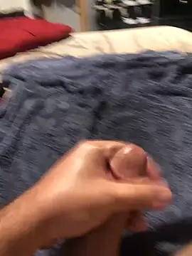 Snapshot of darksmoke011 chatting on October 3, 10:29 pm darksmoke011 online show from October 3, 10:29 pm