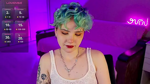 Snapshot of School_Love chatting on January 5, 4:16 pm School Love online show from January 5, 4:16 pm