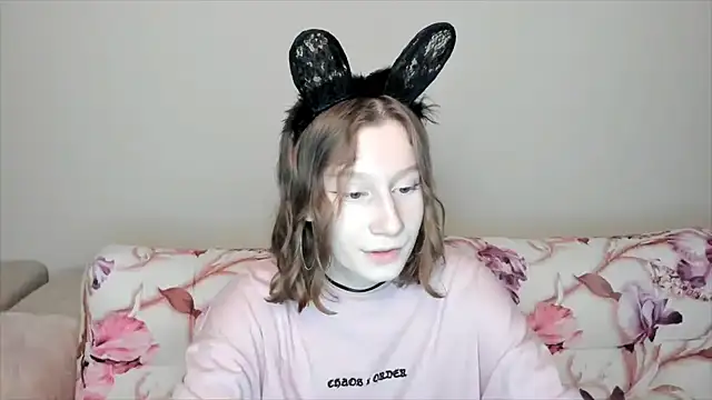 EnigmaSee online show from December 20, 11:32 am