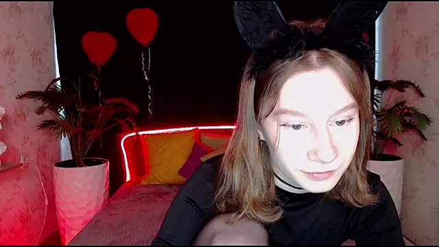 EnigmaSee online show from March 8, 1:39 am