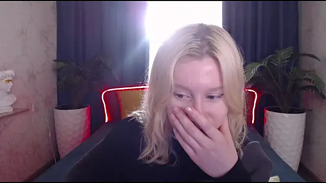 EnigmaSee online show from October 17, 2:04 am