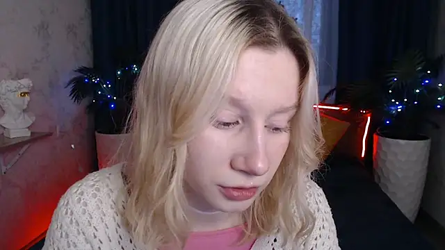 EnigmaSee online show from December 17, 9:04 am