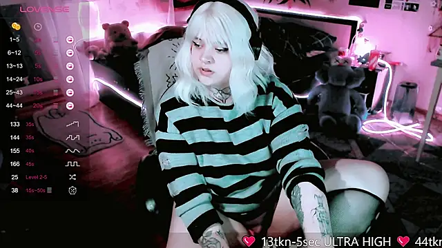 noori  hope online show from February 9, 8:56 pm