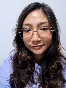 Mia Ruiz online show from November 2, 2:14 am