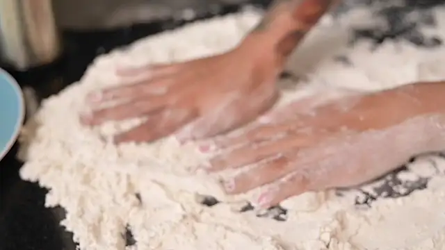 Snapshot of saribelcute chatting on December 2, 8:59 pm saribelcute online show from December 2, 8:59 pm