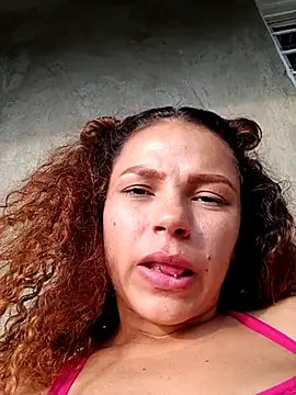 Snapshot of Mommy-Hot chatting on February 13, 9:49 pm Mommy-Hot online show from February 13, 9:49 pm