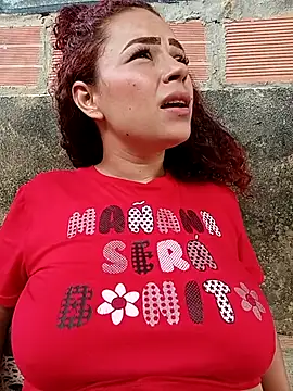 Snapshot of Mommy-Hot chatting on October 1, 1:39 pm Mommy-Hot online show from October 1, 1:39 pm