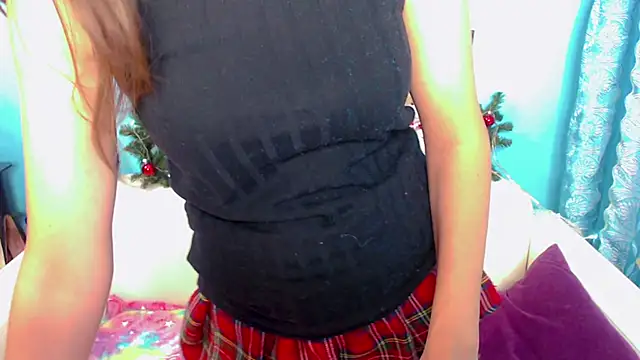 LindaaLu online show from January 15, 4:36 am