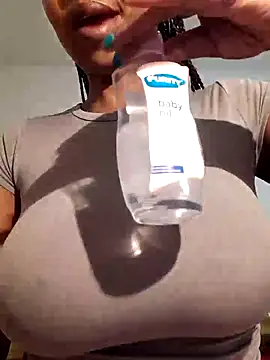 Snapshot of realsquirter chatting on September 26, 8:07 am realsquirter online show from September 26, 8:07 am