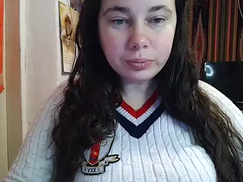 Cora Maro online show from November 15, 3:04 am