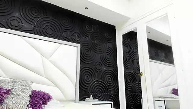 AbigailWilliams  online show from September 30, 11:04 am