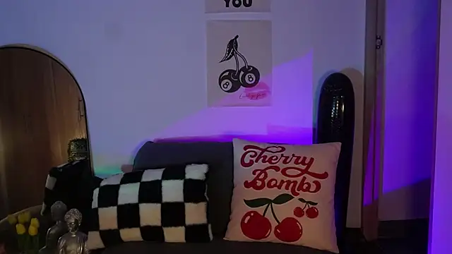 Snapshot of salome-brown chatting on November 7, 9:48 pm salome-brown online show from November 7, 9:48 pm