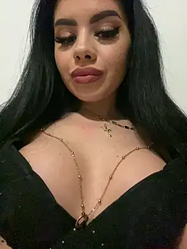 Snapshot of Ameliablack_1 chatting on February 10, 9:04 pm Ameliablack 1 online show from February 10, 9:04 pm