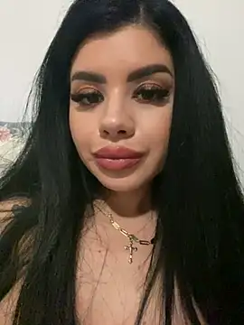 Snapshot of Ameliablack_1 chatting on February 11, 11:33 pm Ameliablack 1 online show from February 11, 11:33 pm