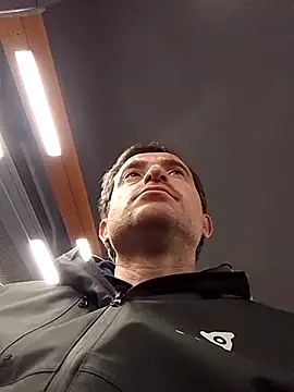 openlegsforyou online show from November 18, 6:07 am