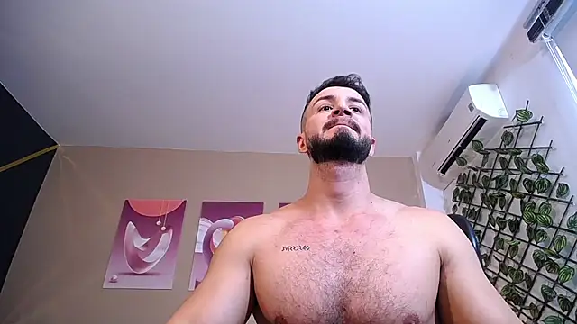 Snapshot of AndyBlass chatting on January 28, 4:52 pm AndyBlass online show from January 28, 4:52 pm