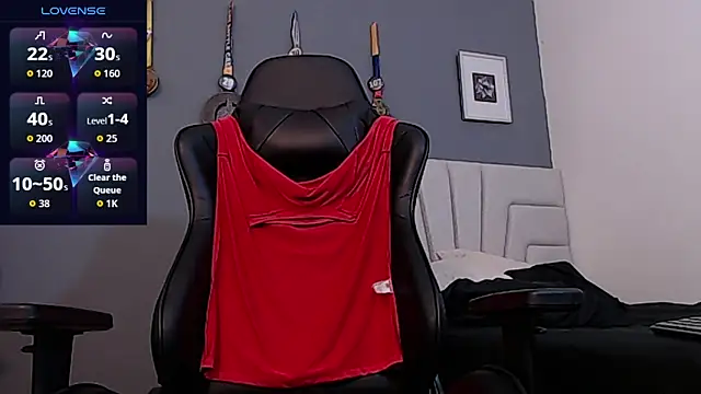 Snapshot of AndyBlass chatting on September 12, 3:17 am AndyBlass online show from September 12, 3:17 am