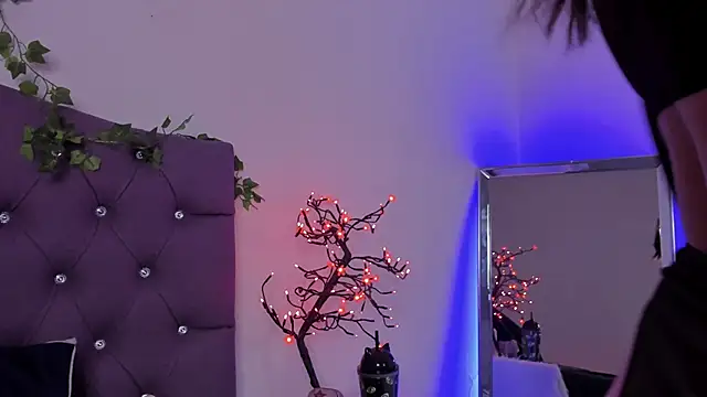 Snapshot of Nyx_nayla chatting on December 5, 12:55 pm Nyx nayla online show from December 5, 12:55 pm