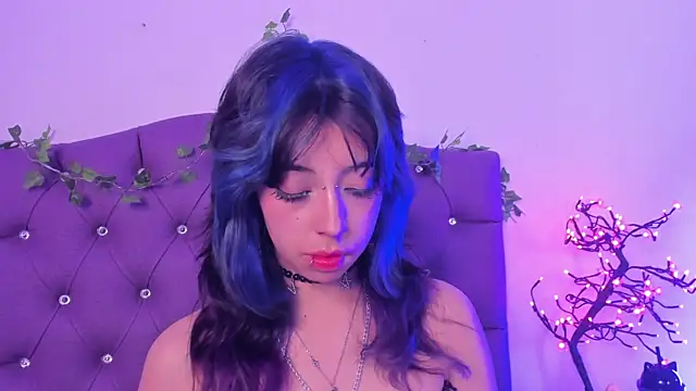 Snapshot of Nyx_nayla chatting on December 9, 6:25 pm Nyx nayla online show from December 9, 6:25 pm