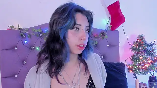 Snapshot of Nyx_nayla chatting on December 14, 12:01 am Nyx nayla online show from December 14, 12:01 am