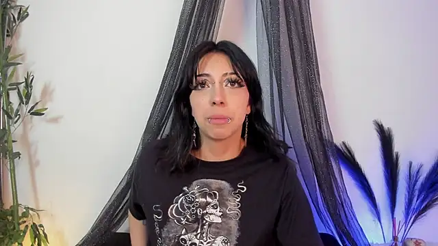 Snapshot of Nyx_nayla chatting on March 22, 10:06 am Nyx nayla online show from March 22, 10:06 am