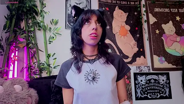 Nyx nayla online show from June 5, 10:37 pm