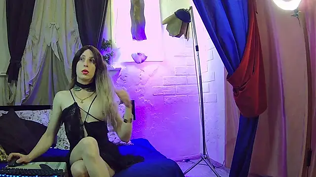 Mary Loon online show from February 3, 9:29 pm