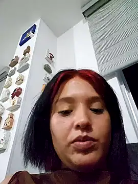 LorenRosse online show from January 1, 5:54 am