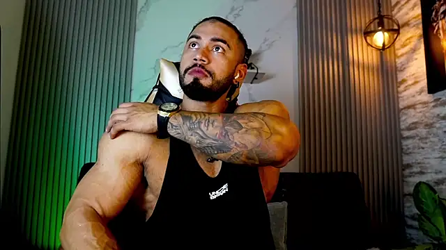 Snapshot of jaxon_colton chatting on November 26, 2:01 am jaxon colton online show from November 26, 2:01 am