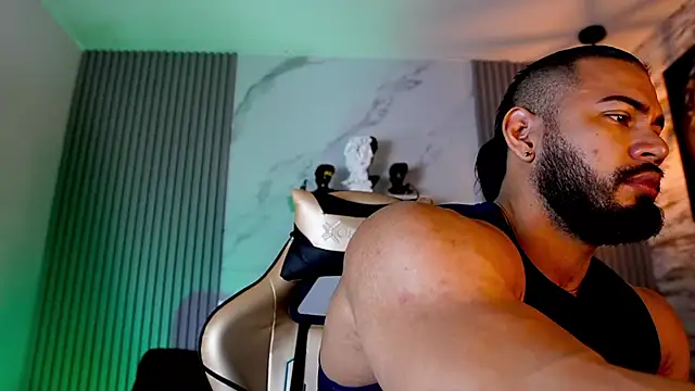 Snapshot of jaxon_colton chatting on December 4, 10:24 am jaxon colton online show from December 4, 10:24 am