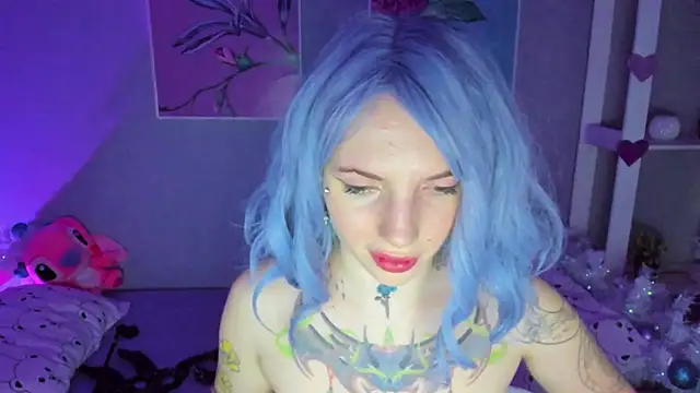 Snapshot of AnneTenet chatting on December 21, 9:12 am AnneTenet online show from December 21, 9:12 am