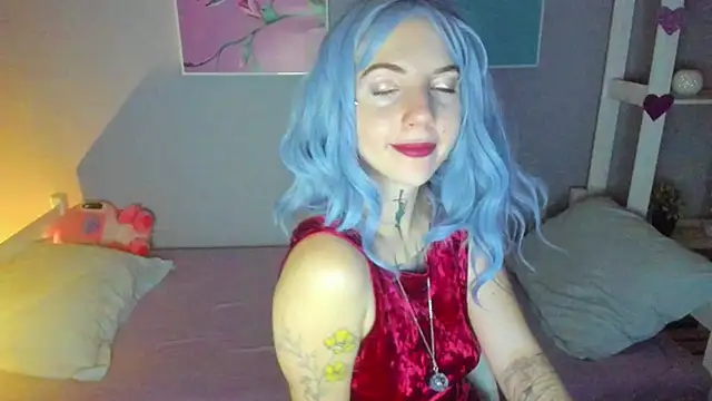 Snapshot of AnneTenet chatting on January 11, 9:26 am AnneTenet online show from January 11, 9:26 am