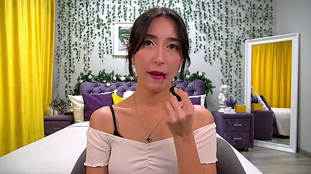 NicoleLimp online show from December 19, 4:13 pm