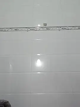 girldam95 online show from February 18, 6:53 am