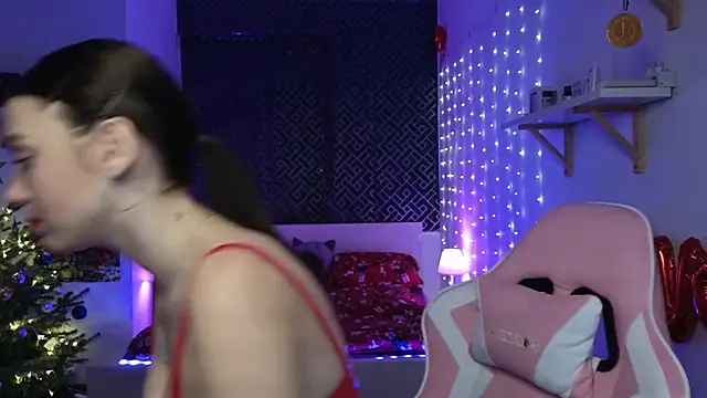 AliceSpark online show from December 29, 7:22 pm