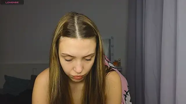 AliceSpark online show from December 2, 2:34 pm