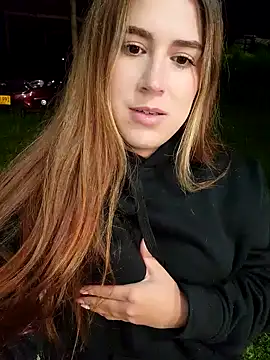 Snapshot of Jimena_White_ chatting on October 11, 6:34 am Jimena White online show from October 11, 6:34 am