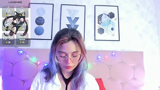 Snapshot of yukki_kuran chatting on January 23, 2:12 am yukki kuran online show from January 23, 2:12 am