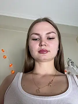 NickiLike online show from October 27, 6:01 pm