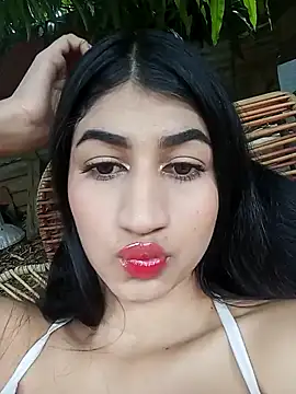 Snapshot of Julix_A chatting on January 3, 6:35 pm Julix A online show from January 3, 6:35 pm