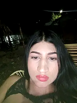 Snapshot of Julix_A chatting on September 30, 1:21 am Julix A online show from September 30, 1:21 am