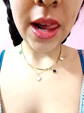 Ghazal Arab21 online show from February 1, 1:34 am