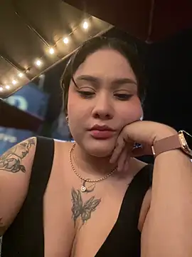 AHRI LEE online show from February 23, 7:55 am