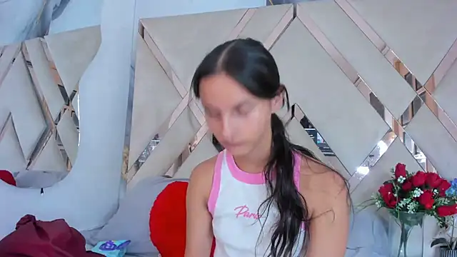 Snapshot of ninaht chatting on October 1, 8:37 pm ninaht online show from October 1, 8:37 pm