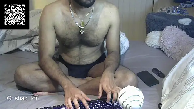 Snapshot of shadthebiguy chatting on December 12, 12:16 am shadthebiguy online show from December 12, 12:16 am