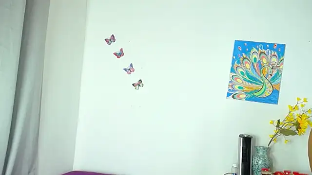 Madison  12 online show from December 7, 1:25 am