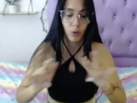 Freyja 01 online show from November 17, 9:31 pm