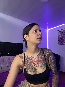 Alice woodville online show from December 8, 7:11 pm