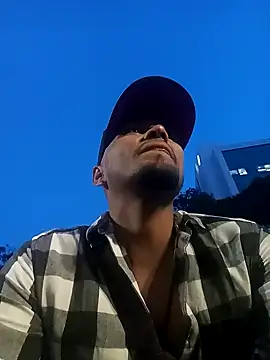 Snapshot of Dilan_1994 chatting on March 21, 11:34 pm Dilan 1994 online show from March 21, 11:34 pm