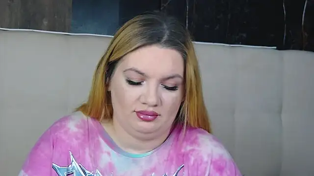 MelanieBrownn online show from January 19, 6:50 am